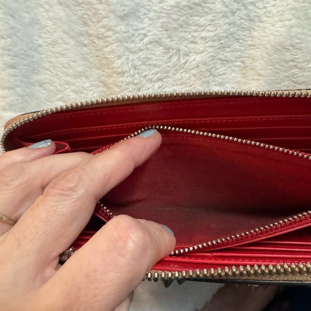 Christian Louboutin Blush Color Wallet with Metallic Accents - Picture 11 of 12